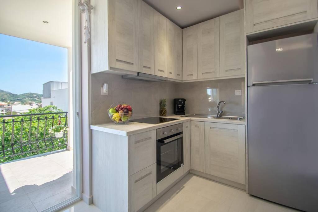 Zakynthos Town Modern Roof Apartment Екстериор снимка